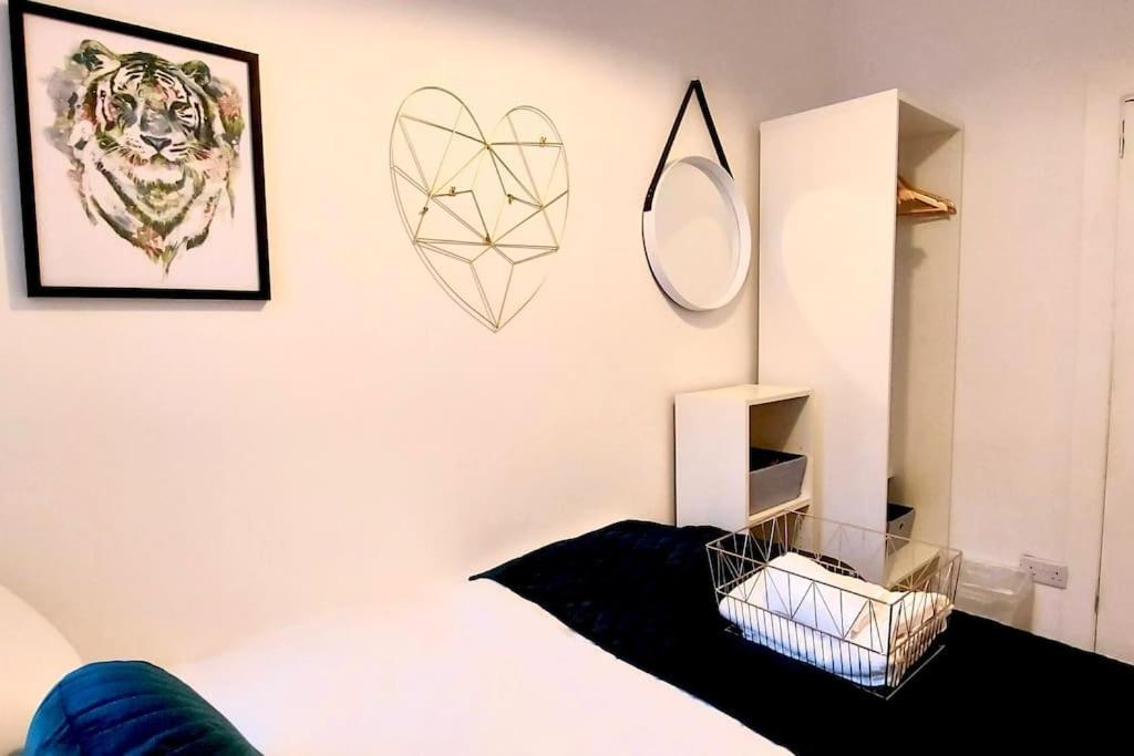 Flat 12A - Central, Modern, Bright Apartment With Free Wifi Oban Exterior photo
